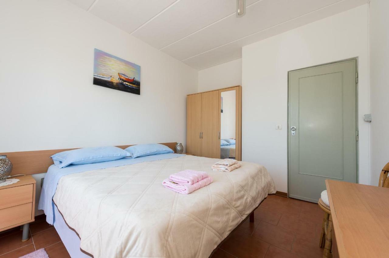 Apartment Meridiana Rovinj Buitenkant foto