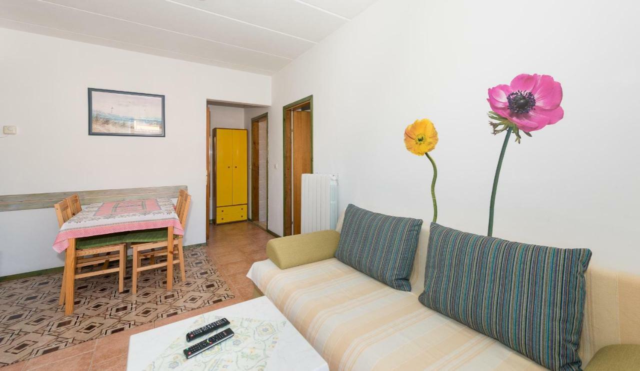 Apartment Meridiana Rovinj Buitenkant foto